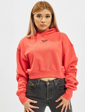 Reebok Sweatshirt 'Classics' in Rood: voorkant