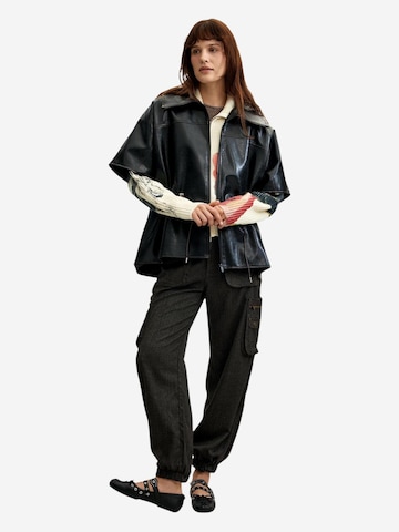 Desigual Cape 'PONCHO_RICHMOND HIGH NECK 26WAIP02' in Zwart