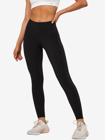 Yvette Sports Normalny krój Spodnie sportowe 'Wera' w kolorze czarny: przód