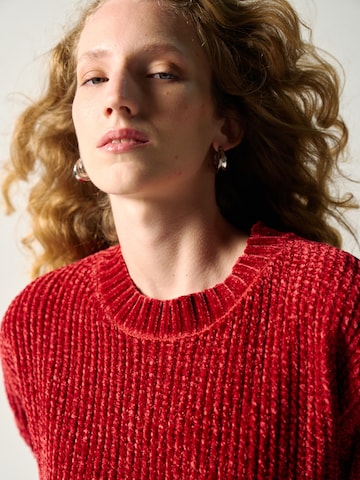 raudona KOROSHI Megztinis