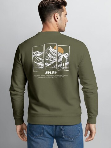 Neverless Sweatshirt 'Mountain Wanderer'‌‌‌ in Grün
