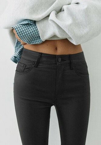 Pull&Bear Skinny Jeans i sort