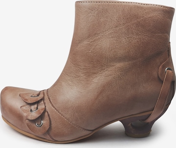 TIGGERS Ankle Boots in Brown: front