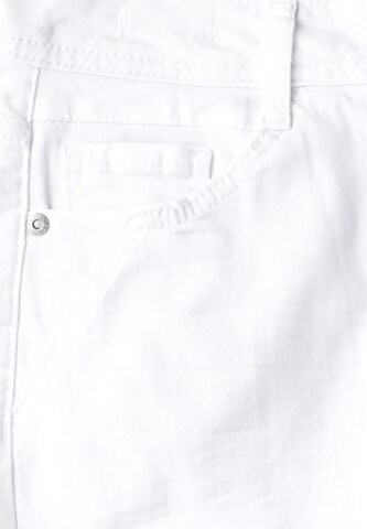 CECIL Slimfit Jeans 'Capri' in Wit