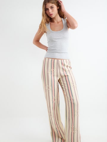 BALMOHK Toppi värissä harmaa