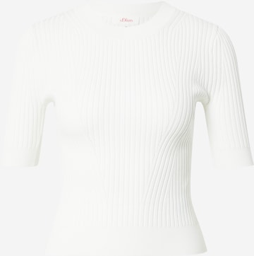 s.Oliver Sweater in White: front