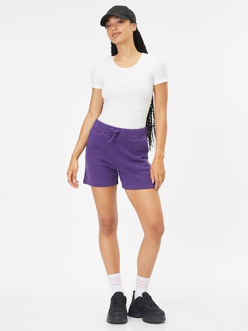 Regular Pantalon AÉROPOSTALE en violet