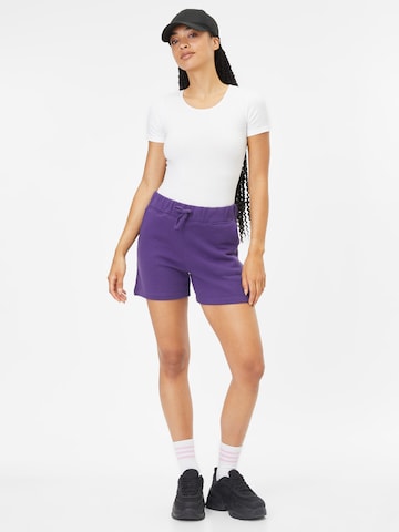 AÉROPOSTALE Regular Shorts in Lila