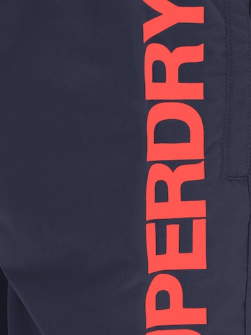 Superdry Badeshorts i blå