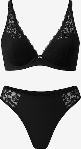 Ensemble de linge C&City en noir : devant
