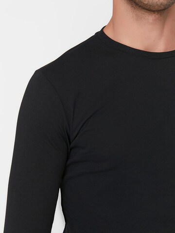 Trendyol Shirt in Black