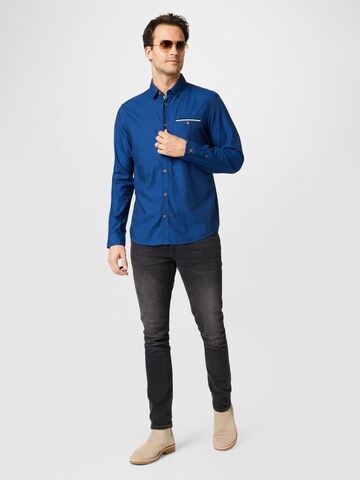 Coupe regular Chemise TOM TAILOR en bleu