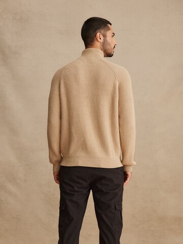 DAN FOX APPAREL Pullover 'Kadir' in Beige