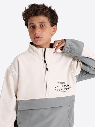 Solang Tracksuit in Beige