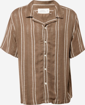 Abercrombie & Fitch Comfort fit Button Up Shirt in Brown: front