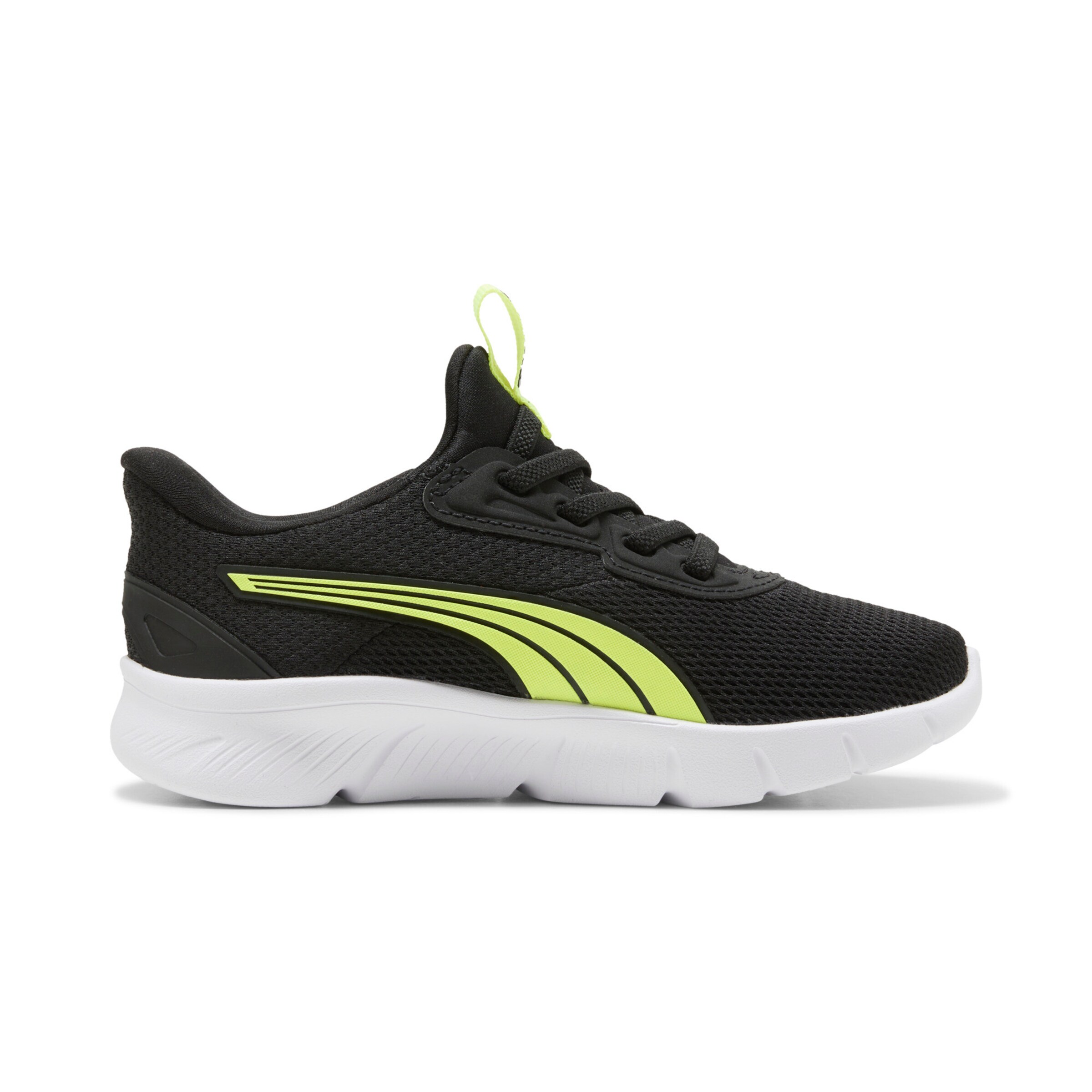 PUMA Slip On in Schwarz