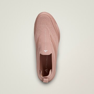 ADIDAS BY STELLA MCCARTNEY Sportschoen 'Taekwondo' in Bruin