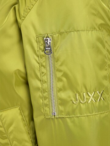 Veste mi-saison 'AMPLE' JJXX en vert