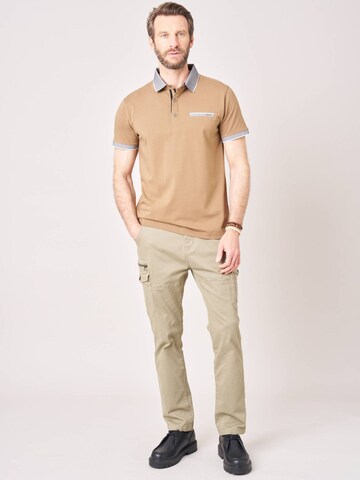 Deeluxe Shirt in Braun