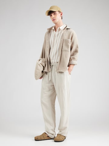 Loosefit Pantaloni chino di TOPMAN in grigio