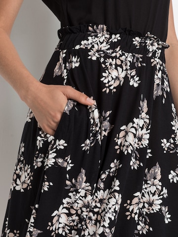 Rochie de la LASCANA pe negru