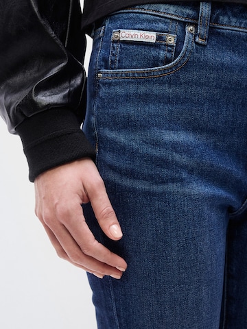 Calvin Klein Jeans Bootcut Jeans in Blau