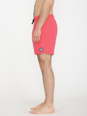 Boardshorts 'LIDO SOLID TRUNK 16' Volcom en rouge