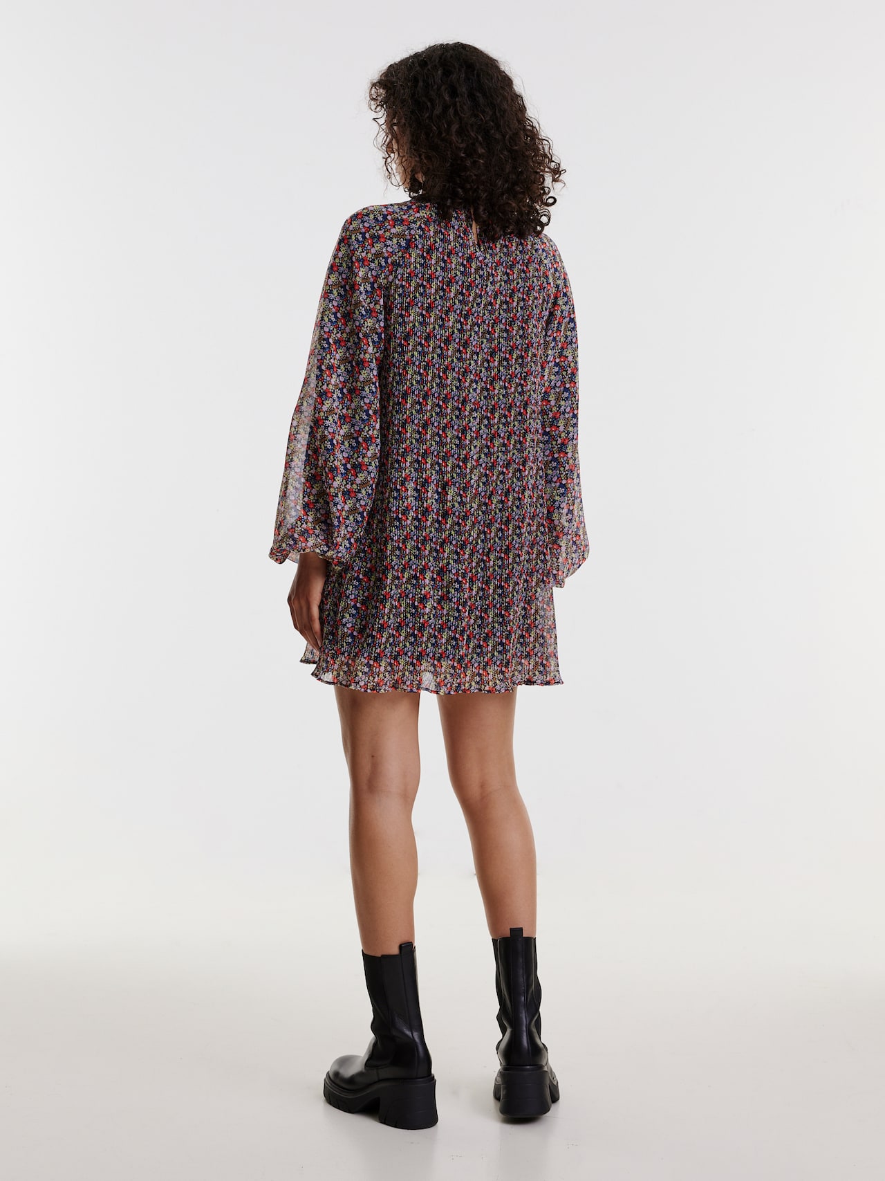 EDITED Kjole 'Gasira' blandingsfarvet