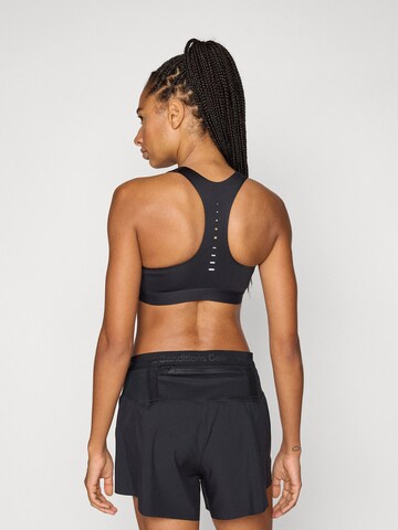 NIKE Bustier Sport bh 'SWIFT' in Zwart