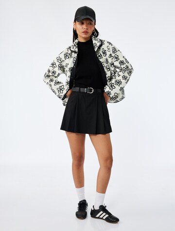 Koton Fleecejacke in Weiß: Vorderseite