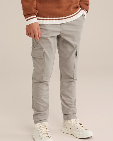 Coupe slim Pantalon WE Fashion en gris : devant