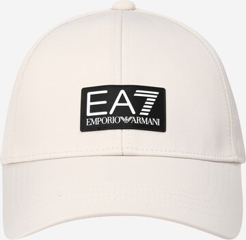 Șapcă de la EA7 Emporio Armani pe bej