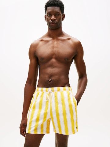 Shorts de bain Tommy Hilfiger Underwear en jaune : devant