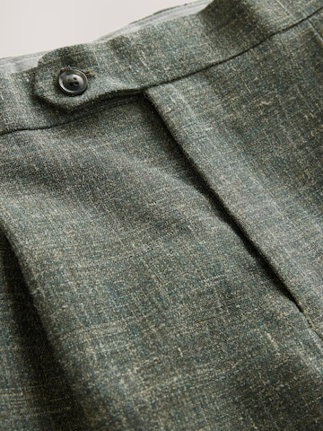 Coupe slim Pantalon à plis Next en vert