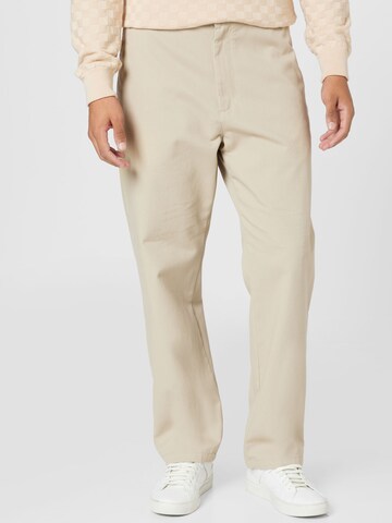 Carhartt WIP - Loosefit Pantalón chino 'Calder' en gris: frente