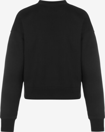 PUMA Sportsweatshirt 'Classics' in Schwarz