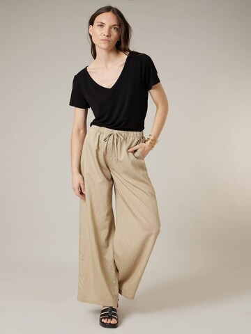Deeluxe Loosefit Hose‌‌‌‌ in Beige