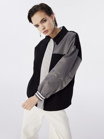 Twist Between-Season Jacket in Black