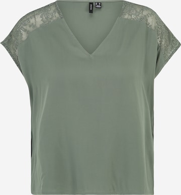 Vero Moda Petite Μπλούζα 'RUSK' σε πράσινο: μπροστά