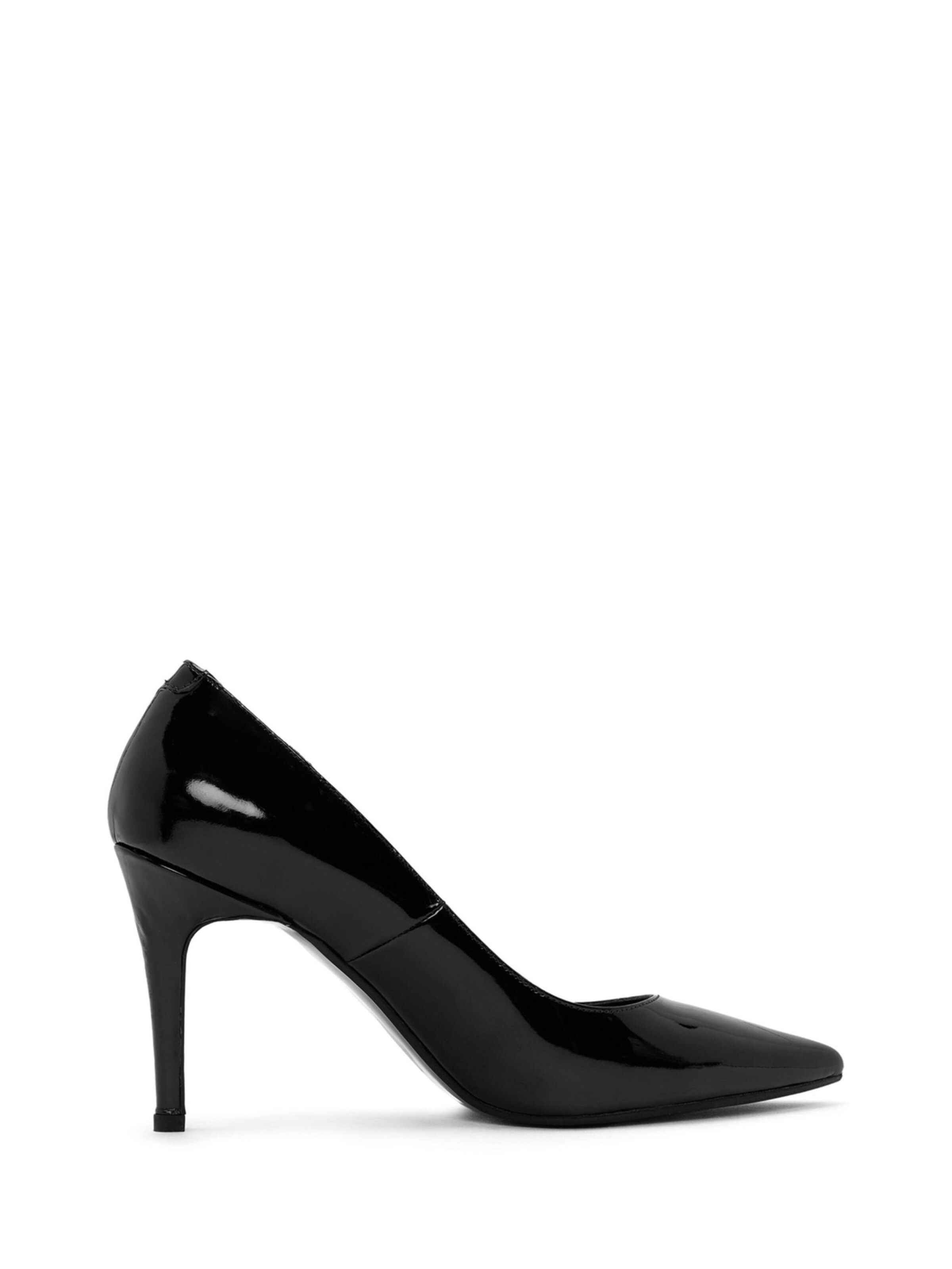 Derimod Pumps in Black