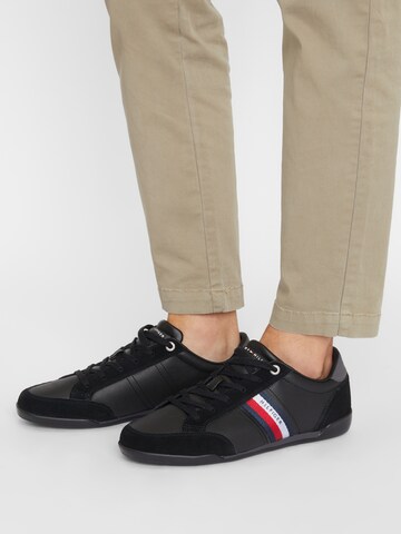 TOMMY HILFIGER - Zapatillas deportivas bajas en negro