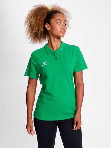 Hummel Shirt in Groen: voorkant