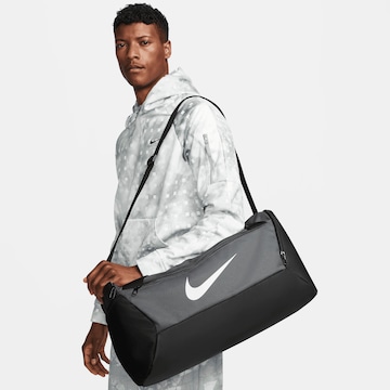 NIKE Sportovní taška 'Brasilia 9.5' – černá: přední strana