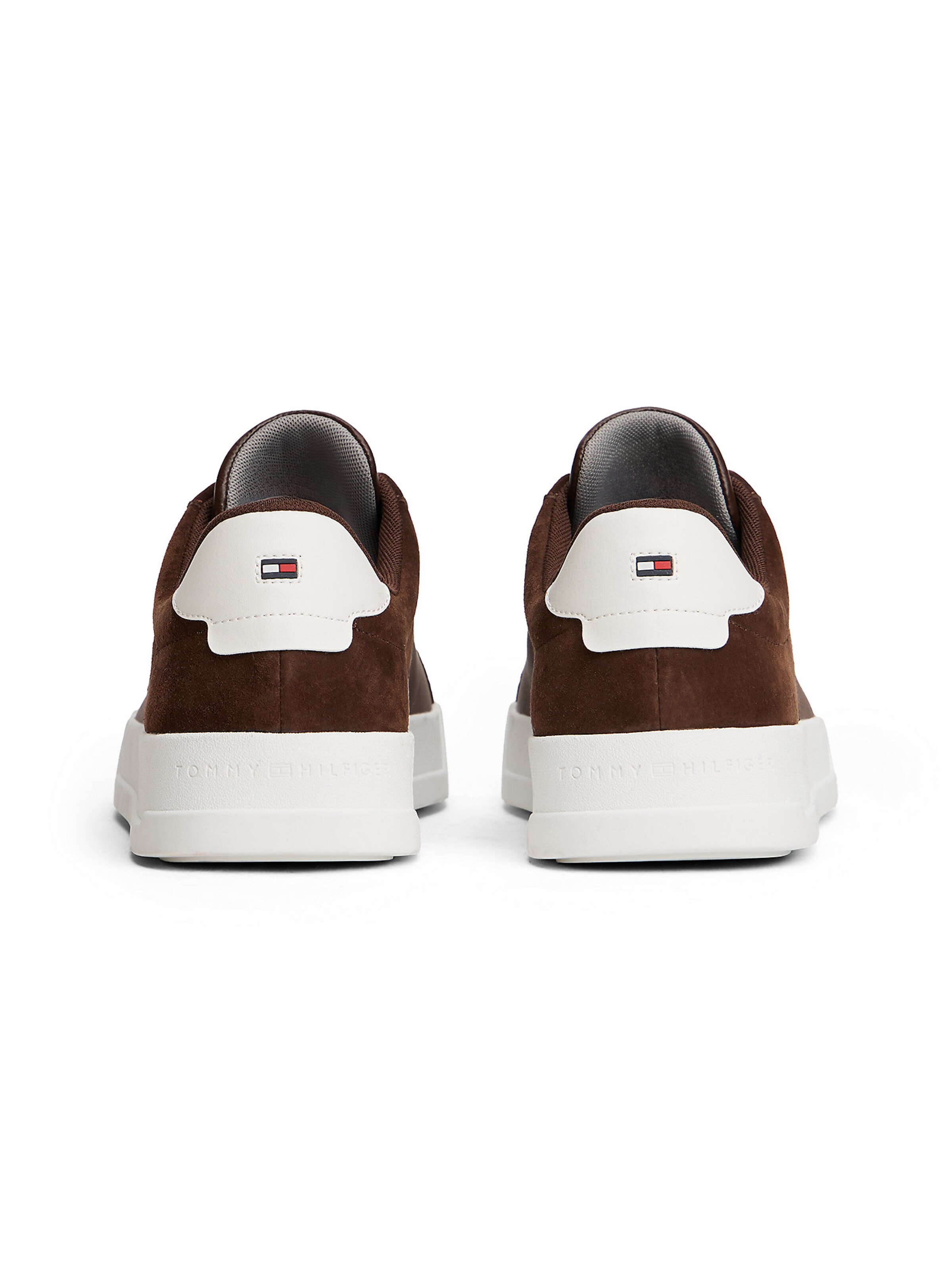 TOMMY HILFIGER Sneaker in Braun