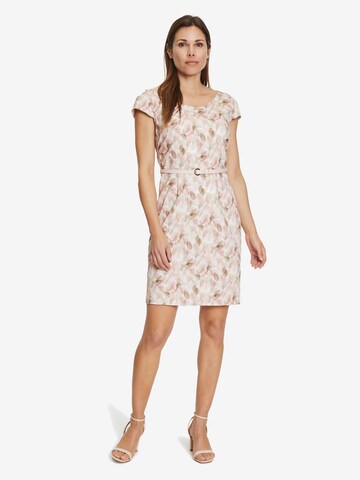 Betty & Co Cocktail Dress in Pink: front