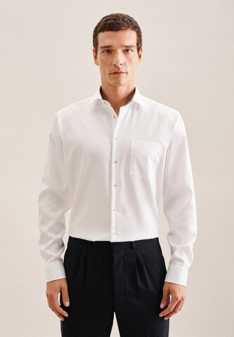 Coupe regular Chemise business SEIDENSTICKER en blanc : devant