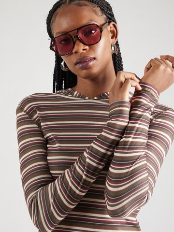 Maglietta di Monki in marrone