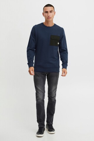 11 Project Pullover 'Pelle' in Blau