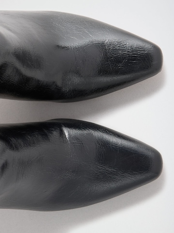 Lipsy Stiefelette in Schwarz