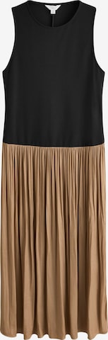 The Set Mekko värissä ruskea: etupuoli